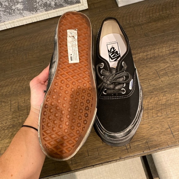 Vans rare Black and Gray Canvas Sneakers - Picture 4 of 6